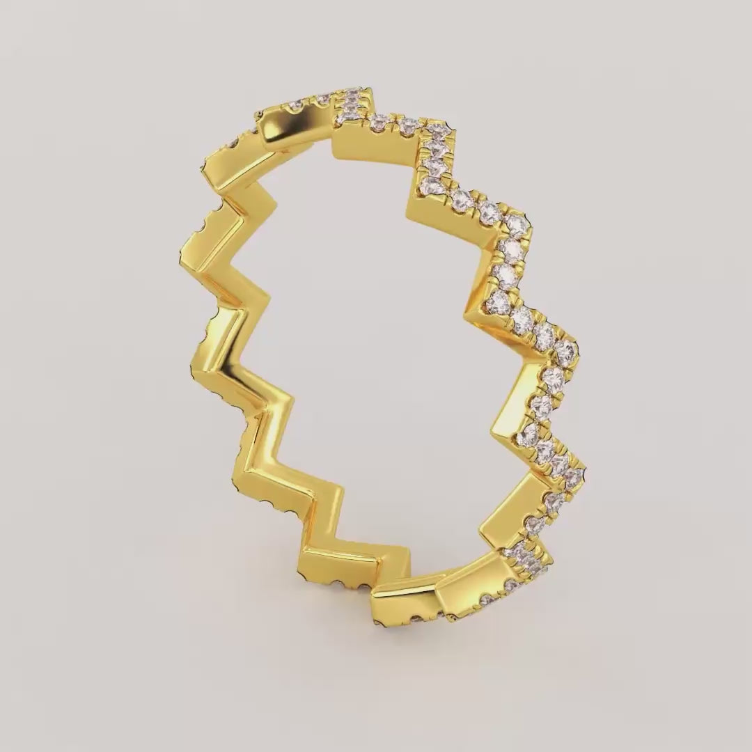 Stackable GH ring with angular zigzag style for bold elegance