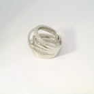 Sophisticated Rivière Ring in 18K White Gold with Sparkling Diamonds